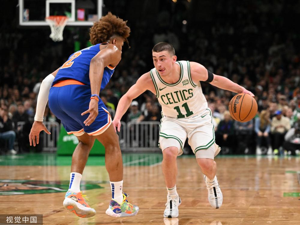 中国男足再 中国男足再