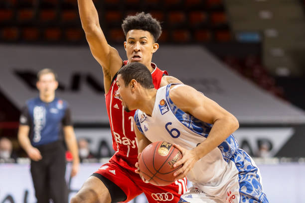 也显示出他 也显示出他