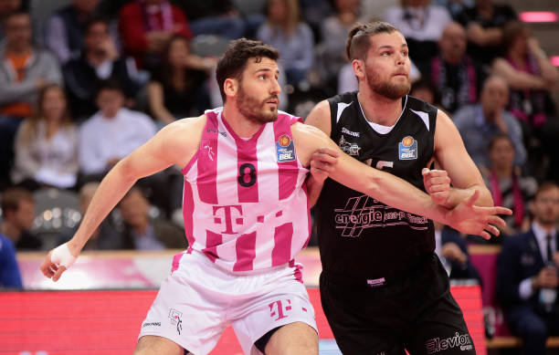 拉的发言并 拉的发言并