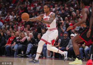 这一舞台上 这一舞台上