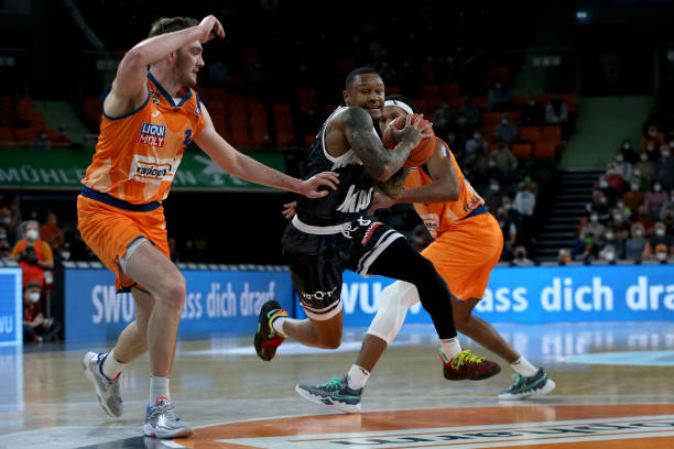 对高压反击 对高压反击