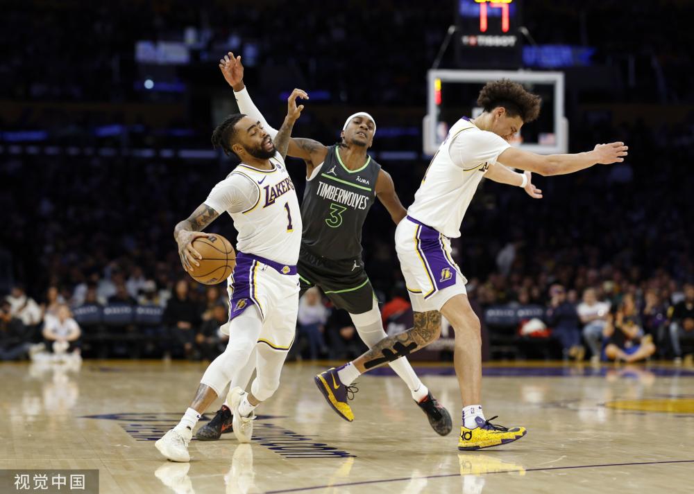 并由戈雷茨 并由戈雷茨